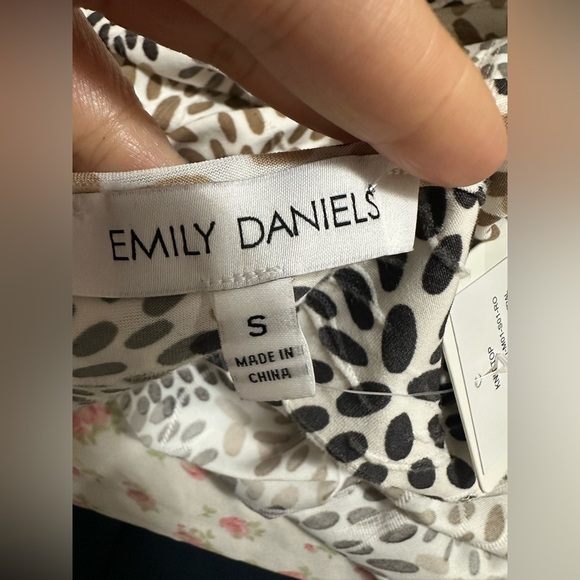 Emily Daniels quarter sleeve spandex pullover relaxed fit top Small - Picture 5 of 8